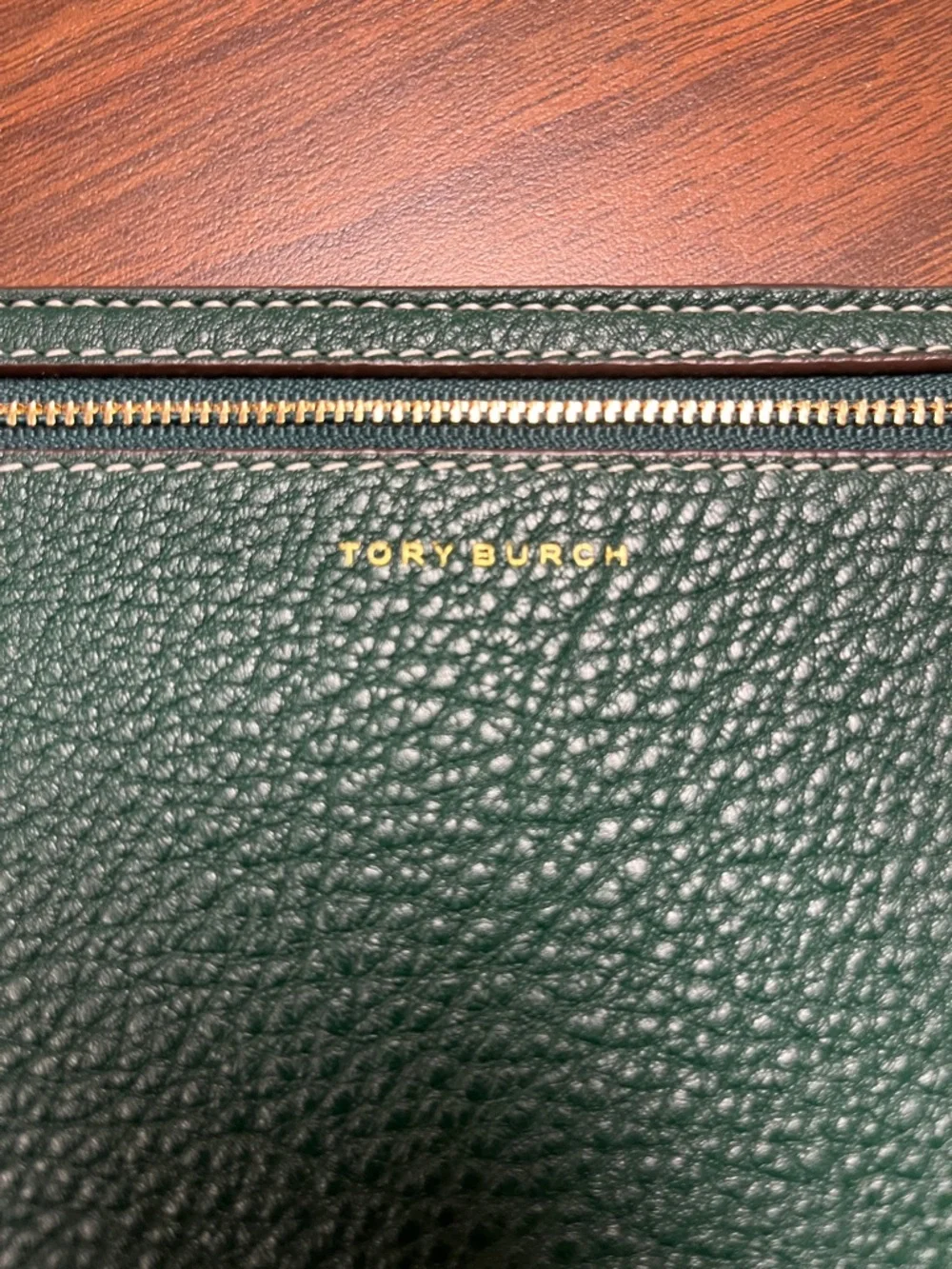 Tory Burch Green‎ Pebbled Leather Wristlet Clutch